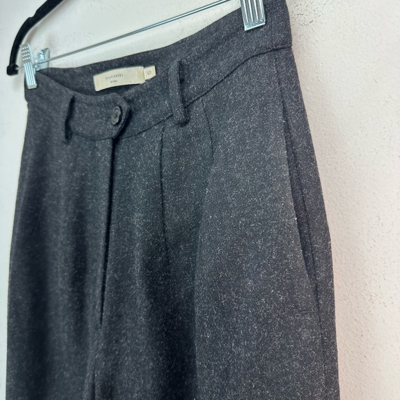 7115 by Szeki Charcoal Wool Cropped Trouser Size Small - Picture 7 of 14